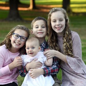 Meet your Posher, Joy